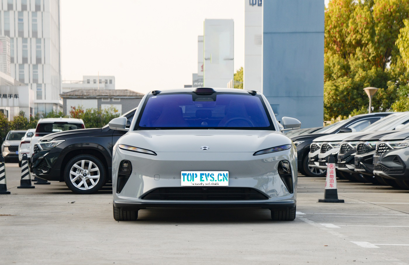 NIO ET5